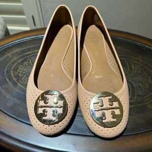 Tory Burch Reva perforated size 11 M beige tan ballet flats